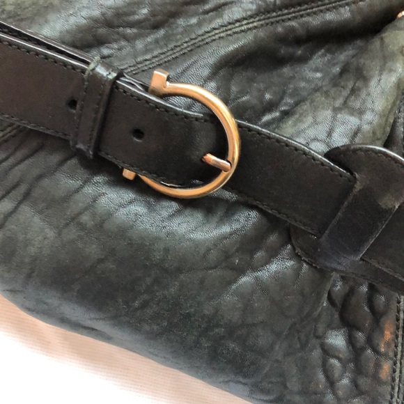 Salvatore Ferragamo should bag - Picture 4 of 8